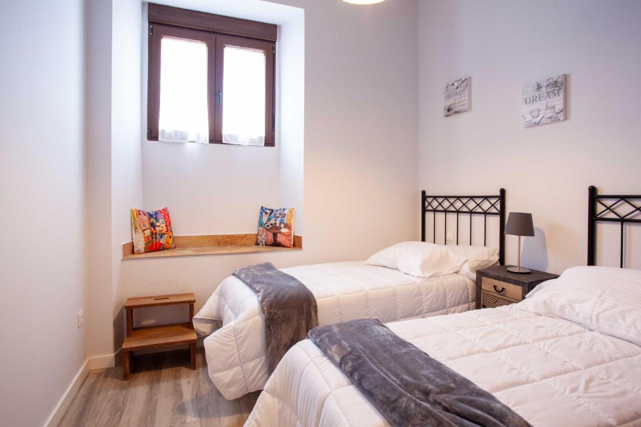 Apartamentos La Vieja Imprenta Siguenza Esterno foto